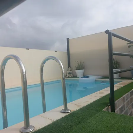 아파트 Atico Con Piscina Privada